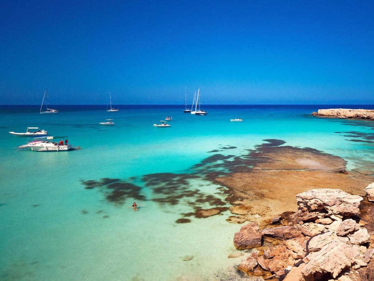 Island Home Seaside Villa Paralimni Exteriör bild