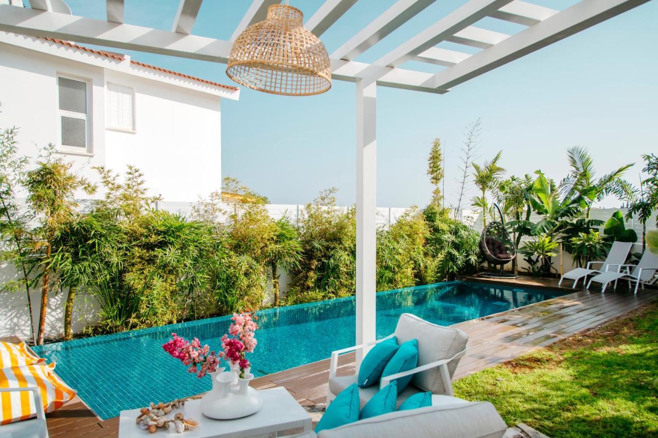Island Home Seaside Villa Paralimni Exteriör bild